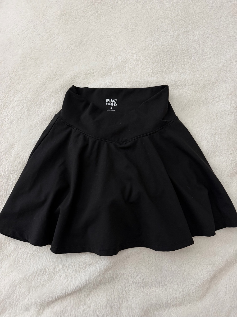 PACSUN 1980 active skort SzS